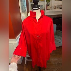 TUCKERNUCK Red Pomander Place Blouse/Tunic Top, Size Medium. NWOT